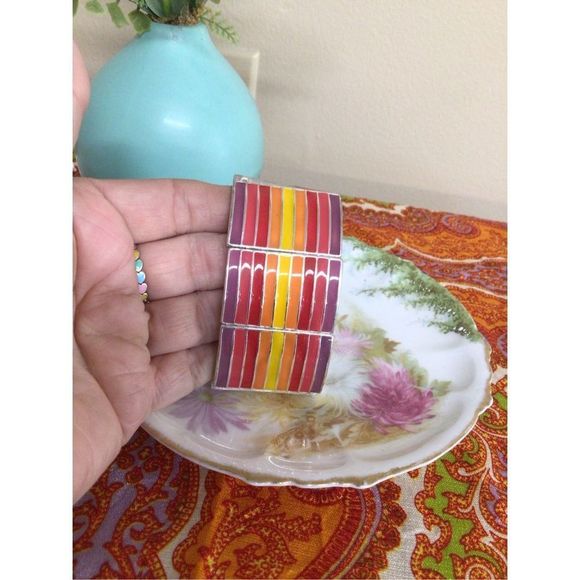 Vintage Enamel Pride Bracelet Stretch Rainbow Chunky Metal ~ Excellent - Picture 1 of 11
